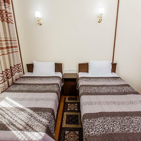 Xurshidabonu Guest House ヒヴァ エクステリア 写真