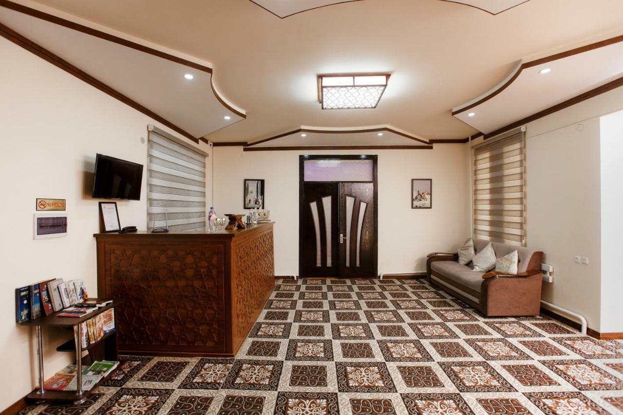 Xurshidabonu Guest House ヒヴァ エクステリア 写真