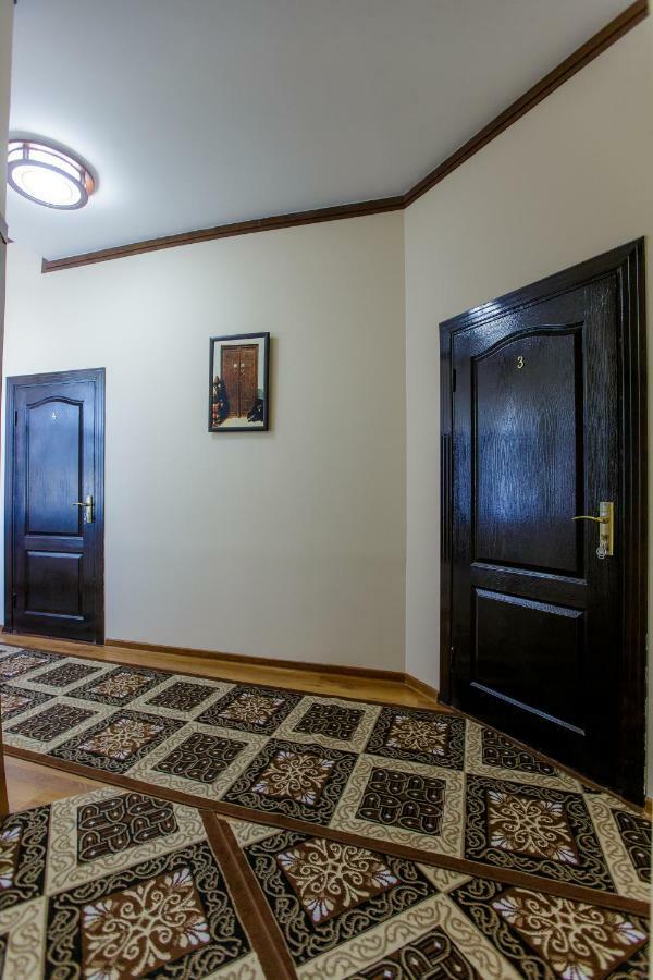 Xurshidabonu Guest House ヒヴァ エクステリア 写真