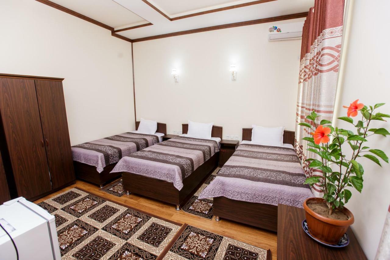 Xurshidabonu Guest House ヒヴァ エクステリア 写真